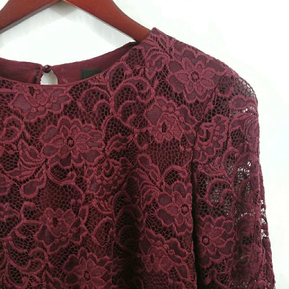 Lace Bell Sleeve Top Size Small Burgundy Womens Boho Holiday - Picture 3 of 5